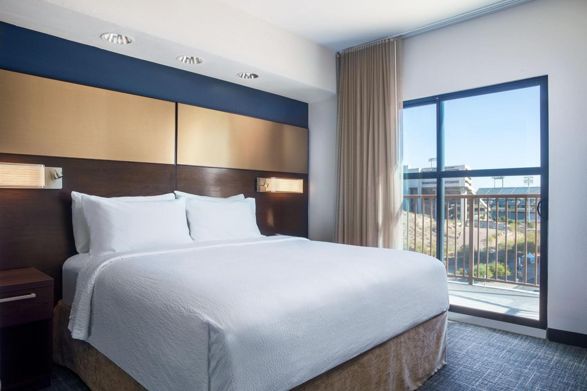 One-Bedroom Suite
