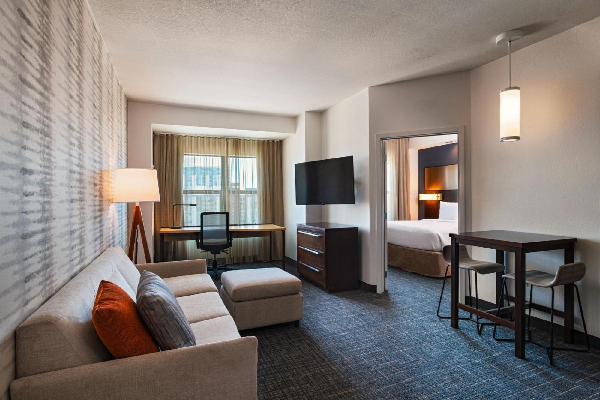 One-Bedroom Suite